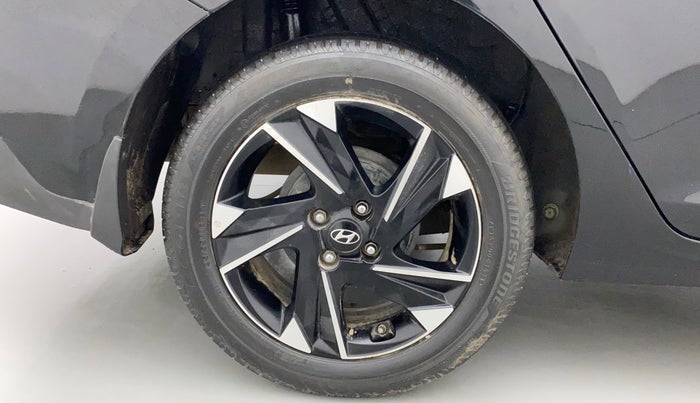 2021 Hyundai Verna SX (O) 1.5 CRDI AT, Diesel, Automatic, 52,200 km, Right Rear Wheel