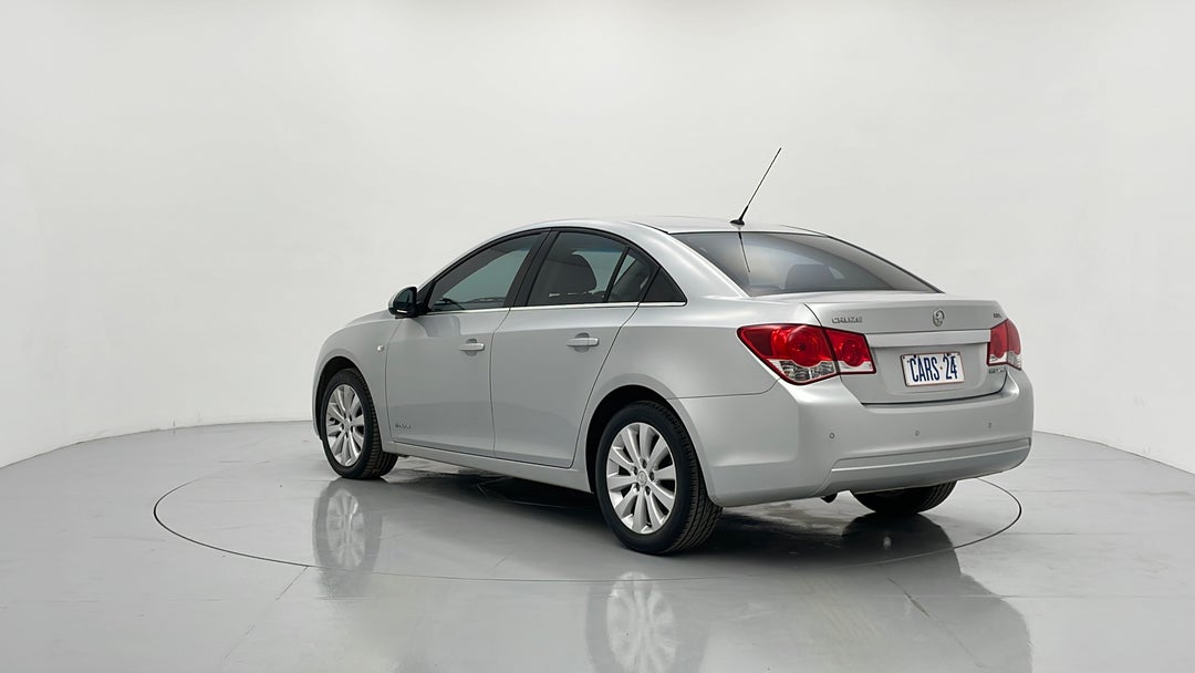 Left Back Diagonal (45- Degree) View