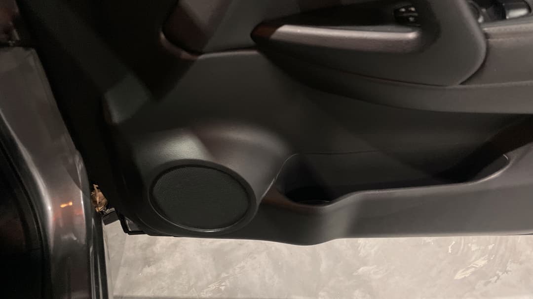 2016 Nissan Qashqai Ti, Automatic, 146613 km, Speaker View