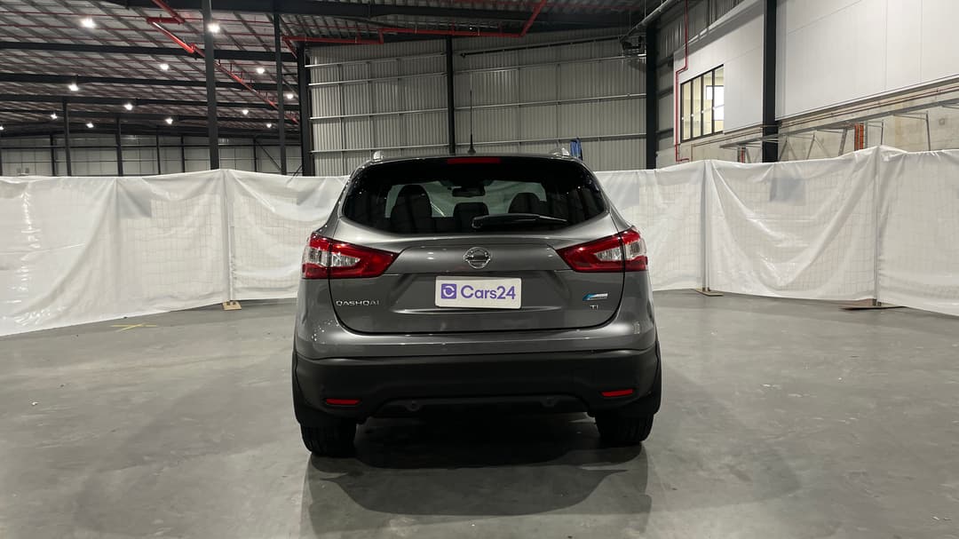 2016 Nissan Qashqai Ti, Automatic, 146613 km, Back/Rear View