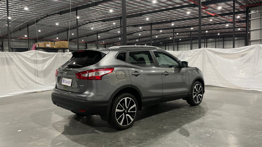 2016 Nissan Qashqai Ti, Automatic, 146613 km, Right Back Diagonal (45- Degree) View