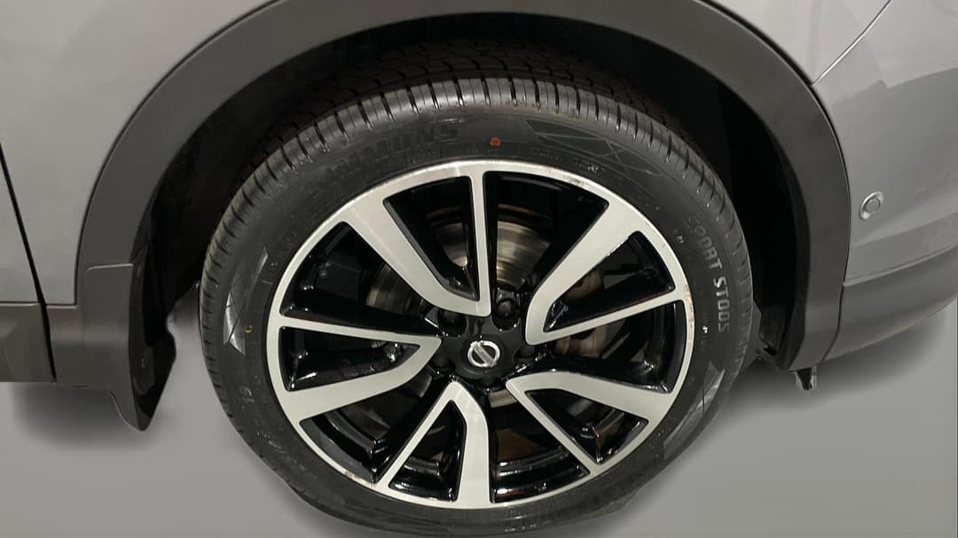 2016 Nissan Qashqai Ti, Automatic, 146613 km, Right Front Wheel