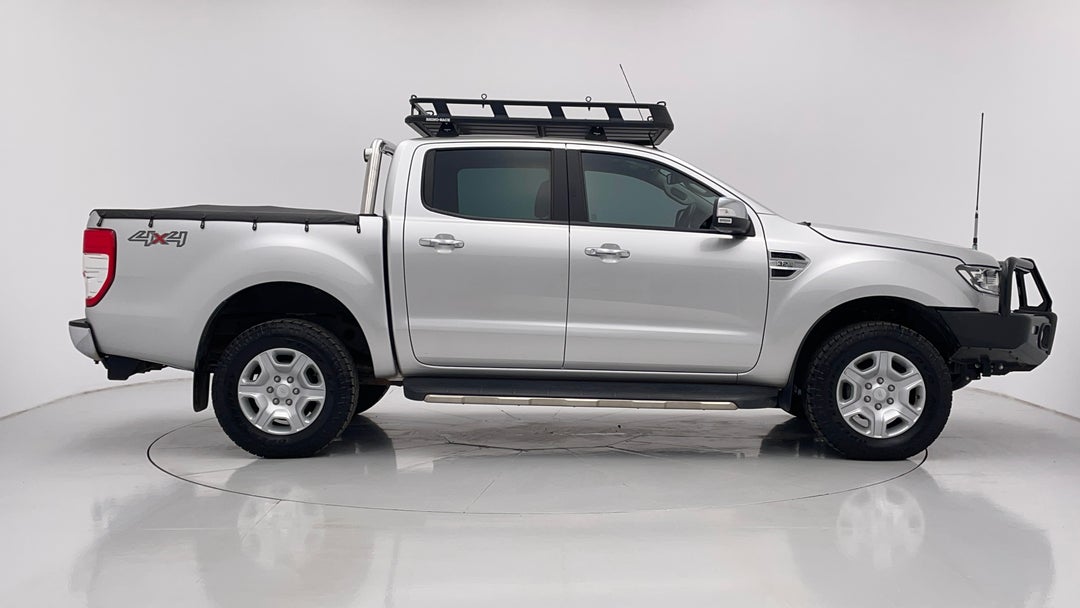 2017 Ford Ranger Xlt 3.2 (4x4), Automatic, 81058 km, Right Side View