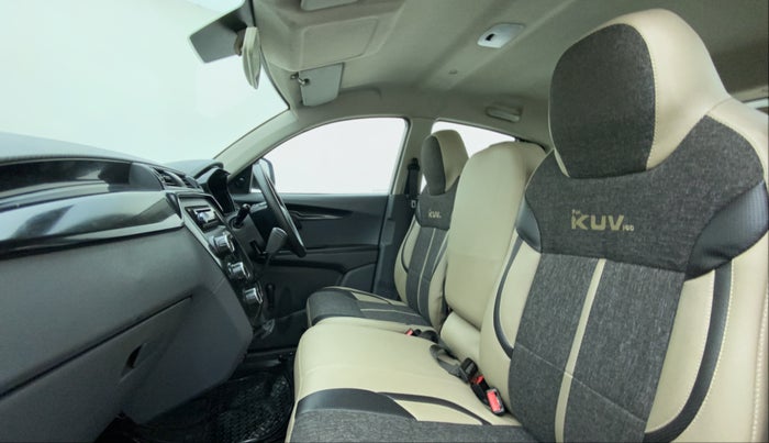 2017 Mahindra KUV 100 NXT K2 6 STR, Petrol, Manual, 55,925 km, Right Side Front Door Cabin