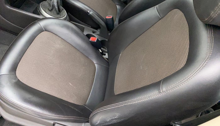 2012 Hyundai i20 MAGNA (O) 1.2, Petrol, Manual, 66,047 km, Front left seat (passenger seat) - Cover slightly stained