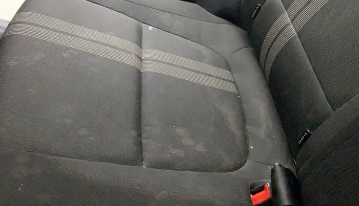 2019 Hyundai VENUE SX 1.0 TURBO, Petrol, Manual, 22,171 km, Second-row right seat - Cover slightly stained