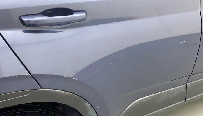 2019 Hyundai VENUE SX 1.0 TURBO, Petrol, Manual, 22,171 km, Right rear door - Slightly dented