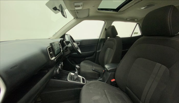 2019 Hyundai VENUE SX 1.0 TURBO, Petrol, Manual, 22,171 km, Right Side Front Door Cabin