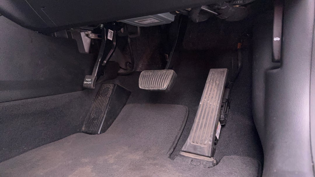 2018 Hyundai Sonata Active, Automatic, 135218 km, Pedals and Footmat