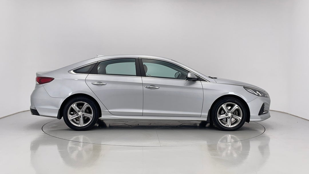2018 Hyundai Sonata Active, Automatic, 135218 km, Right Side View