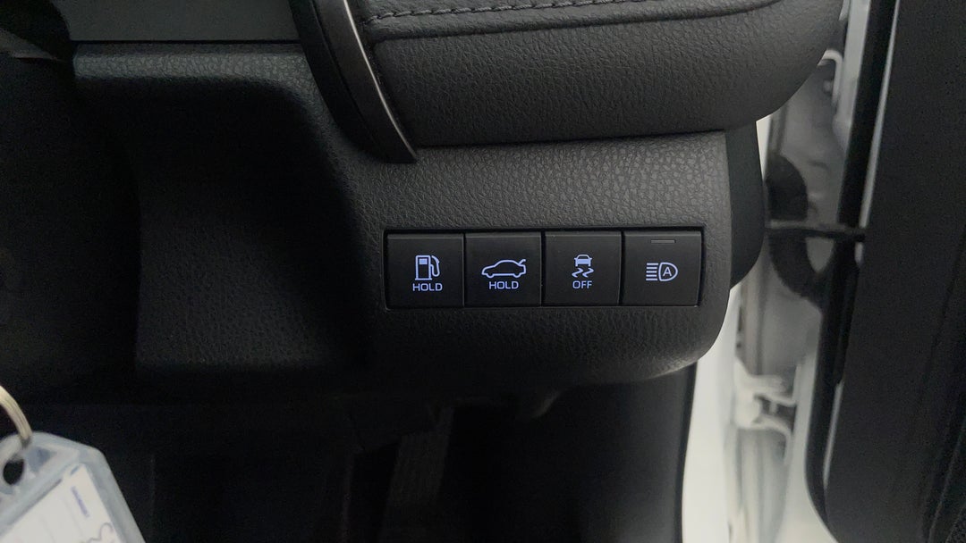 2023 Toyota Camry Ascent, Automatic, 60225 km, Utility Switches/Buttons