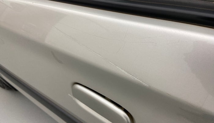 2019 Maruti Alto LXI OPT, Petrol, Manual, 47,830 km, Front passenger door - Minor scratches