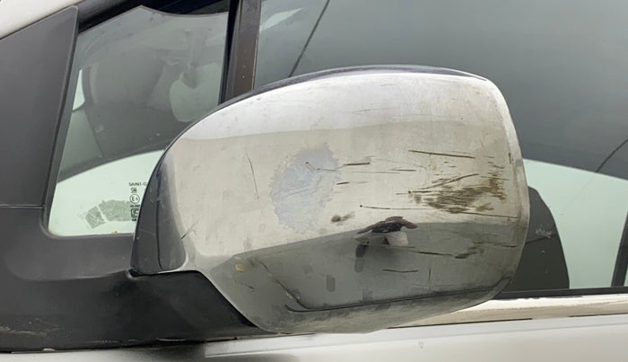 2011 Maruti Ritz VXI, Petrol, Manual, 74,279 km, Left rear-view mirror - Minor scratches