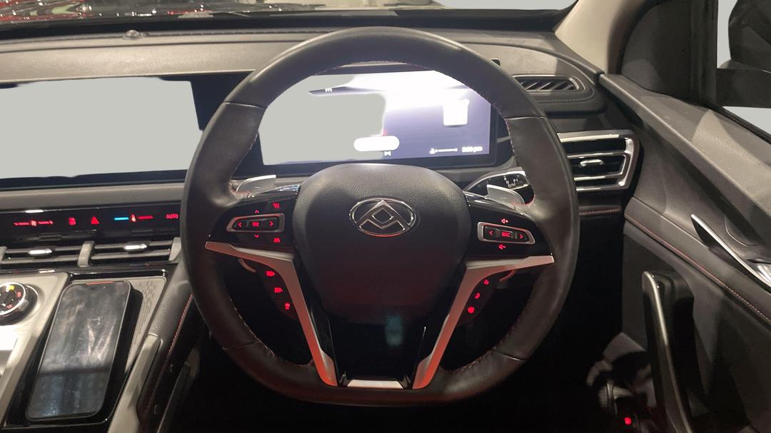 2024 LDV T60 Max Plus (4x4), Automatic, 24748 km, Steering Wheel Close-up