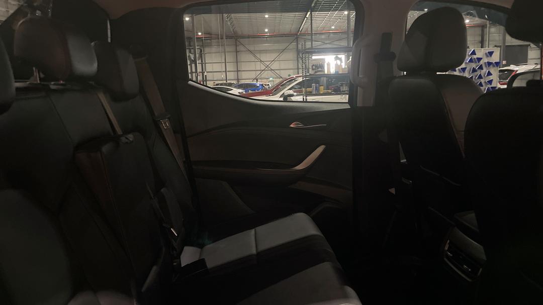 2024 LDV T60 Max Plus (4x4), Automatic, 24748 km, Right Side Rear Door Cabin View