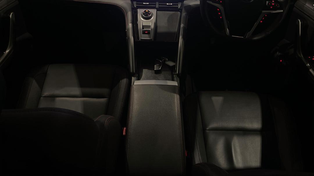 2024 LDV T60 Max Plus (4x4), Automatic, 24748 km, Center Console