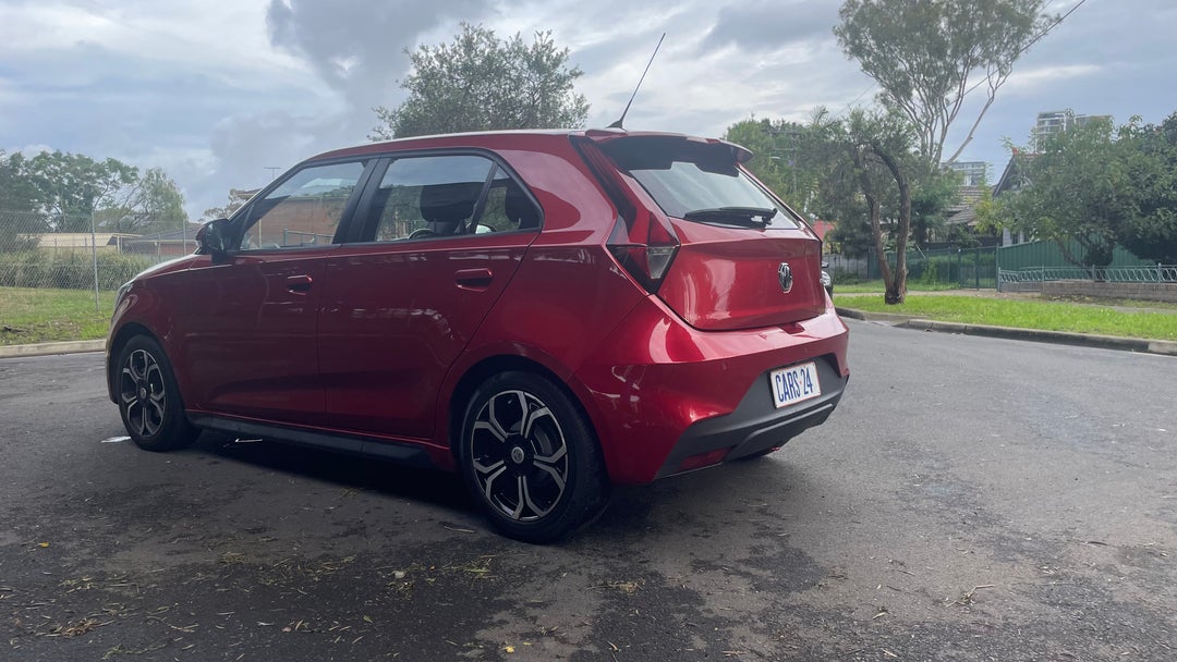 Left Back Diagonal (45- Degree) View