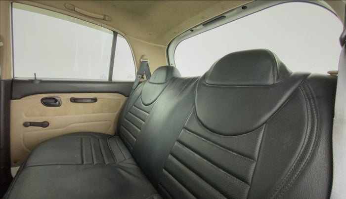 2014 Hyundai Santro Xing GLS, CNG, Manual, 60,619 km, Right Side Rear Door Cabin