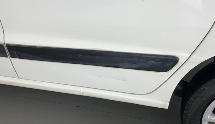 2014 Hyundai Santro Xing GLS, CNG, Manual, 60,619 km, Rear left door - Slightly dented
