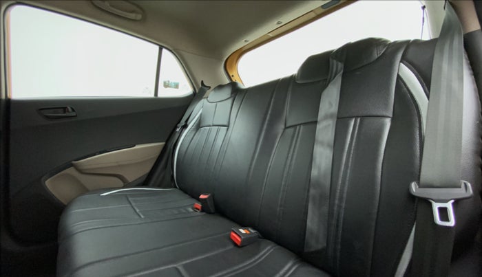 2013 Hyundai Grand i10 MAGNA 1.2 VTVT, Petrol, Manual, 50,310 km, Right Side Rear Door Cabin