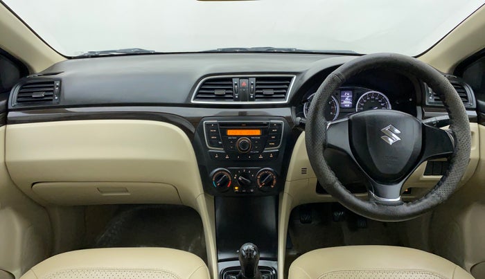 2017 Maruti Ciaz SIGMA 1.4 VVT, Petrol, Manual, 35,711 km, Dashboard