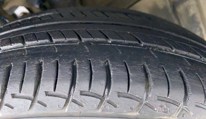 2018 Maruti Baleno DELTA 1.2 K12, Petrol, Manual, 32,310 km, Right Front Tyre Tread
