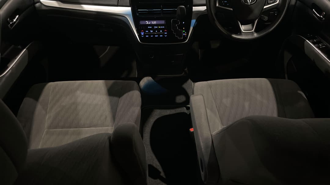 2019 Toyota Tarago Gli, Automatic, 117182 km, Center Console