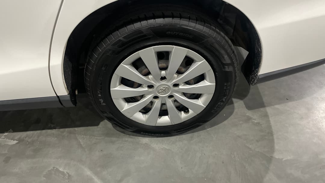 2019 Toyota Tarago Gli, Automatic, 117182 km, Left Rear Wheel