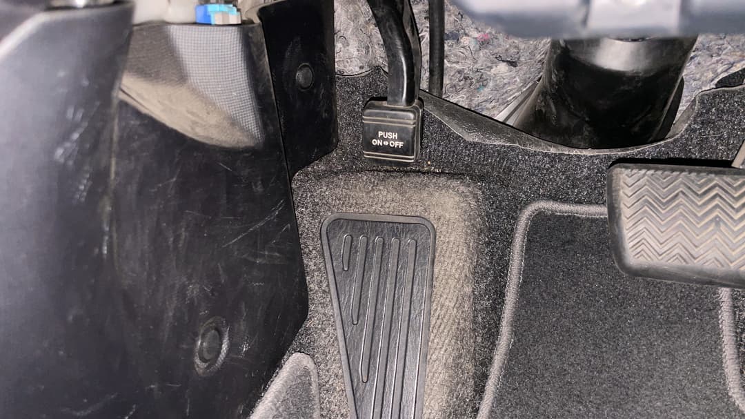 2019 Toyota Tarago Gli, Automatic, 117182 km, Handbrake