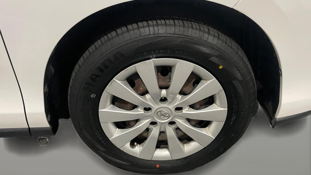 2019 Toyota Tarago Gli, Automatic, 117182 km, Right Front Wheel
