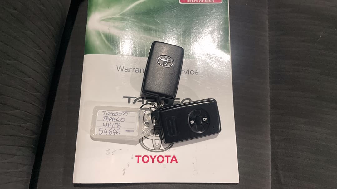 2019 Toyota Tarago Gli, Automatic, 117182 km, Key Close-up