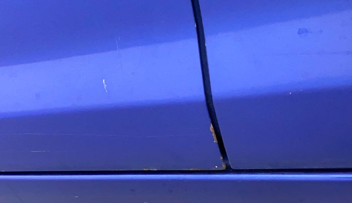 2011 Hyundai i20 SPORTZ 1.2, Petrol, Manual, 57,750 km, Front passenger door - Slight discoloration