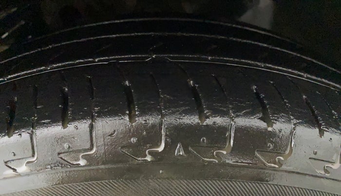 2017 Maruti IGNIS ZETA 1.2 AMT, Petrol, Automatic, 24,641 km, Left Front Tyre Tread