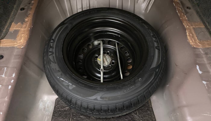 2015 Honda City VX MT PETROL, Petrol, Manual, 1,29,871 km, Spare Tyre