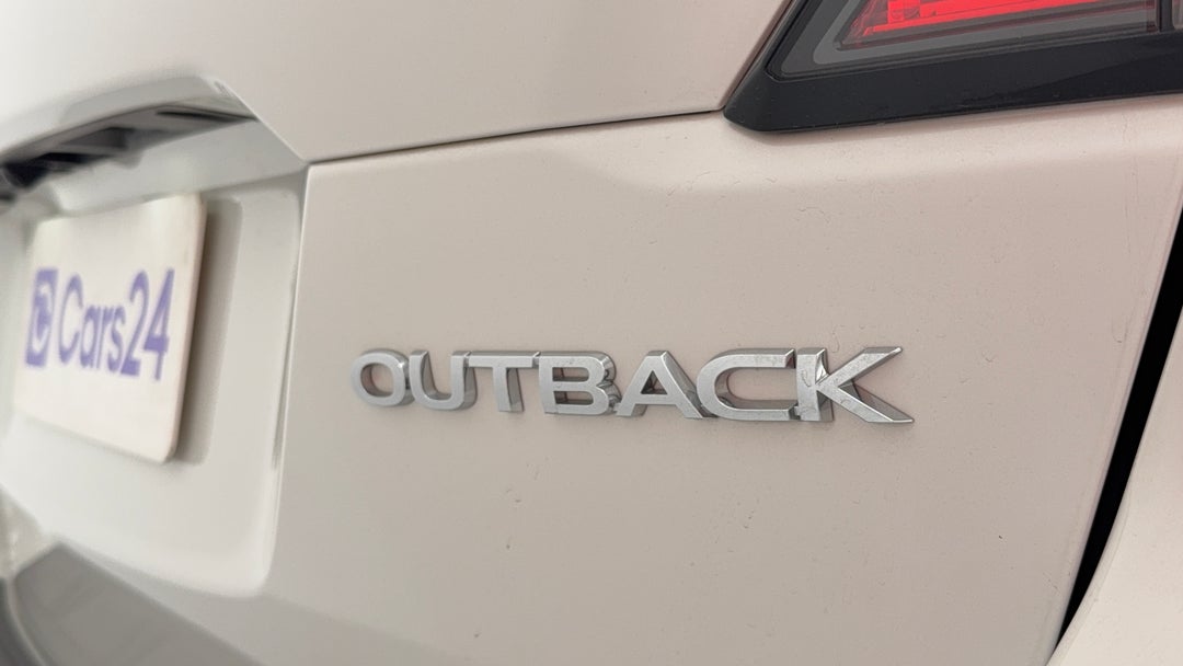 2023 Subaru Outback Awd Touring, Automatic, 39504 km, Badge (Boot Right Side)