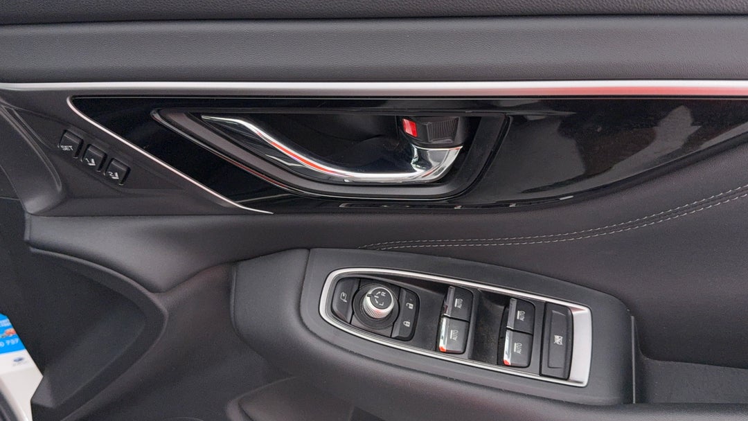 2023 Subaru Outback Awd Touring, Automatic, 39504 km, Drivers Side Door Panel Controls