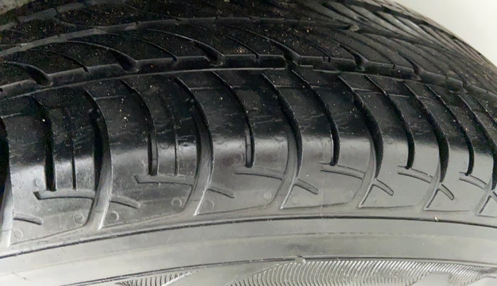 2019 Maruti New Wagon-R VXI 1.0, Petrol, Manual, 12,858 km, Left Rear Tyre Tread