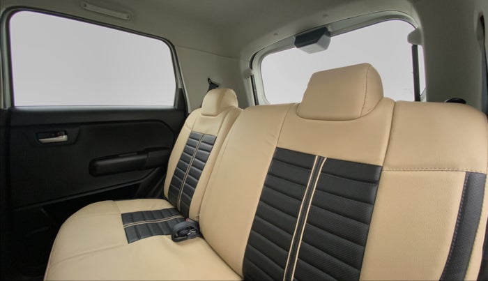 2019 Maruti New Wagon-R VXI 1.0, Petrol, Manual, 12,858 km, Right Side Rear Door Cabin