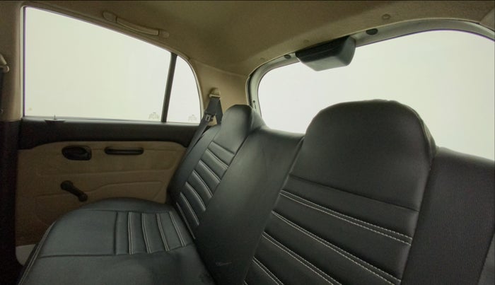 2013 Hyundai Santro Xing GL PLUS, Petrol, Manual, 61,788 km, Right Side Rear Door Cabin