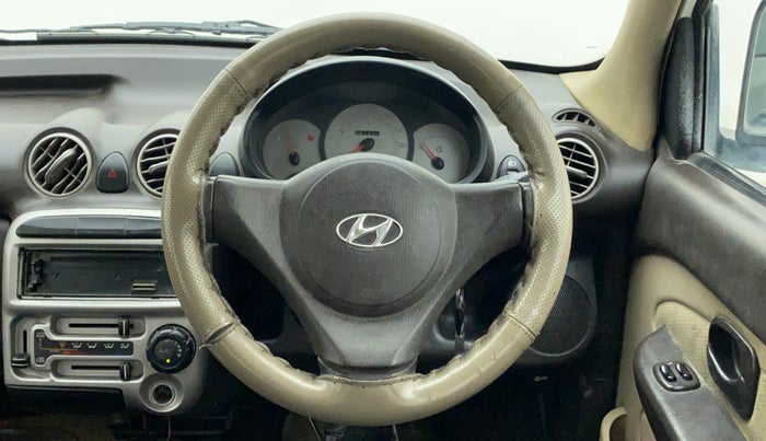 2013 Hyundai Santro Xing GL PLUS, Petrol, Manual, 61,788 km, Steering Wheel Close Up