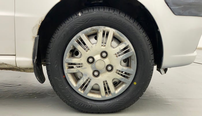 2013 Hyundai Santro Xing GL PLUS, Petrol, Manual, 61,788 km, Right Front Wheel