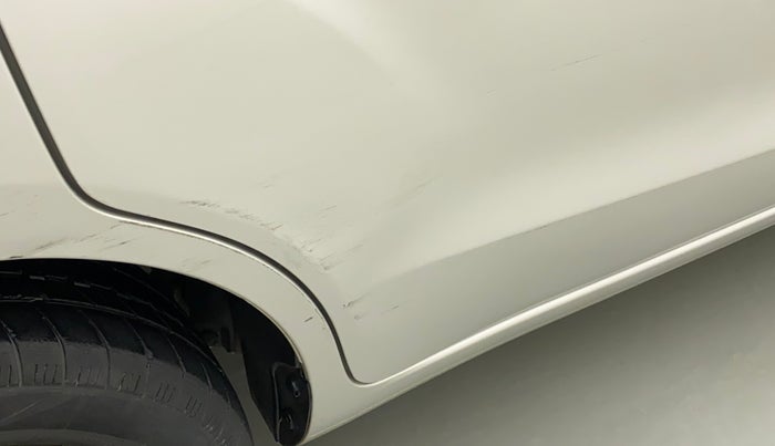 2018 Maruti Ertiga VXI ABS, Petrol, Manual, 46,232 km, Right rear door - Minor scratches