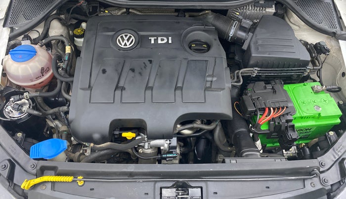 2017 Volkswagen Polo HIGHLINE1.5L DIESEL, Diesel, Manual, 68,455 km, Open Bonet