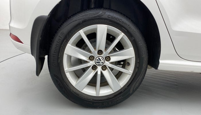 2017 Volkswagen Polo HIGHLINE1.5L DIESEL, Diesel, Manual, 68,455 km, Right Rear Wheel