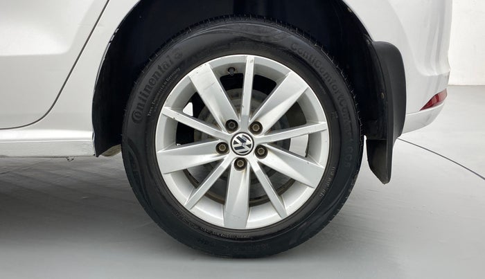 2017 Volkswagen Polo HIGHLINE1.5L DIESEL, Diesel, Manual, 68,455 km, Left Rear Wheel