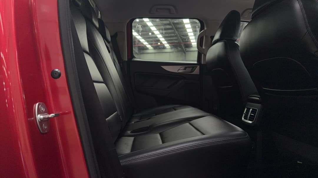 2022 GWM Ute Cannon-l (4x4), Automatic, 28537 km, Right Side Rear Door Cabin View