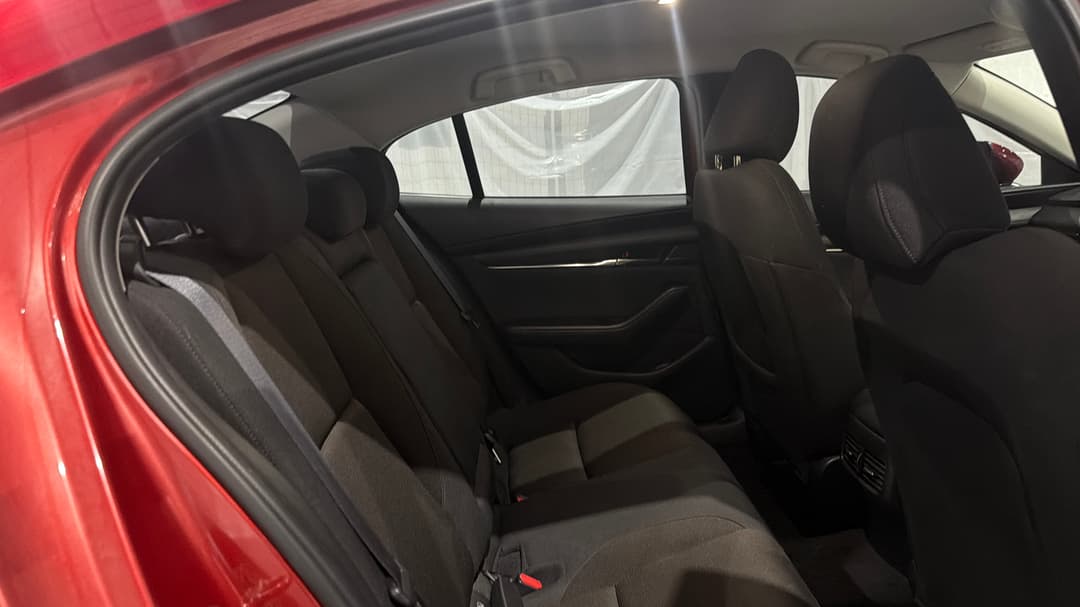2022 Mazda Mazda3 G20 Evolve, Automatic, 96887 km, Right Side Rear Door Cabin View
