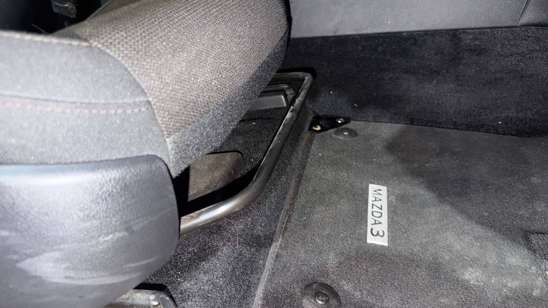 2022 Mazda Mazda3 G20 Evolve, Automatic, 96887 km, Drivers Side Adjustment Panel