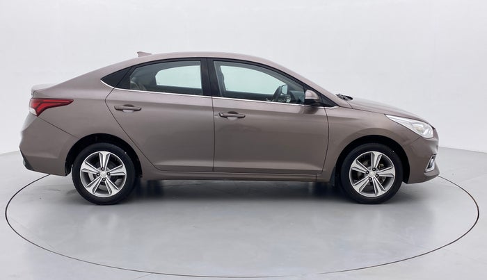 2017 Hyundai Verna 1.6 SX VTVT, Petrol, Manual, 89,065 km, Right Side View