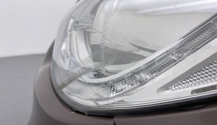 2017 Hyundai Verna 1.6 SX VTVT, Petrol, Manual, 89,065 km, Left headlight - Minor scratches